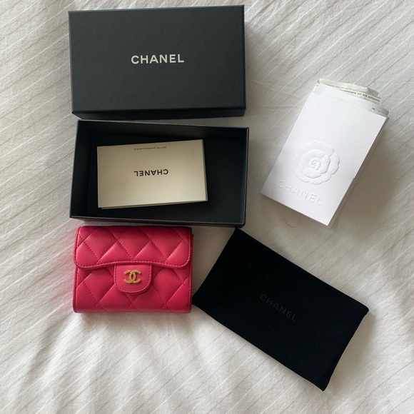 Authentic Chanel Card Wallet - Picture 1 of 5
